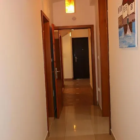 Aparthotel Center Sistoni Skopje