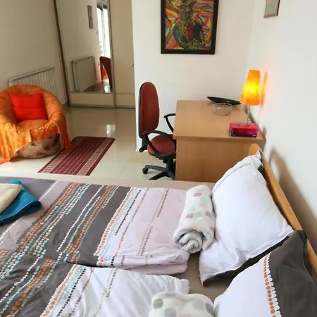 Center Sistoni Aparthotel