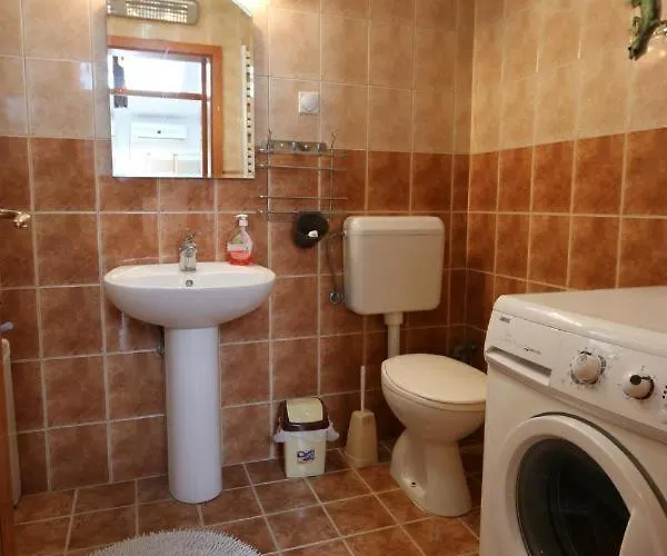 Апарт-готель Center Sistoni