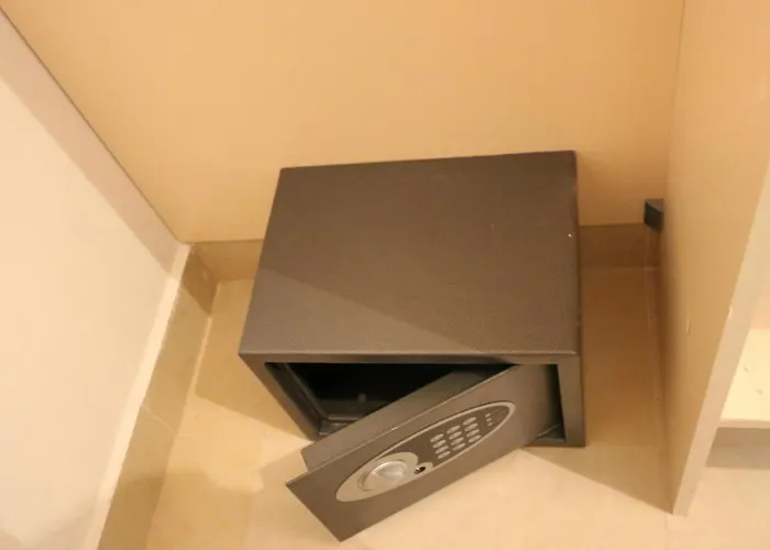 Center Sistoni * Скоп'є